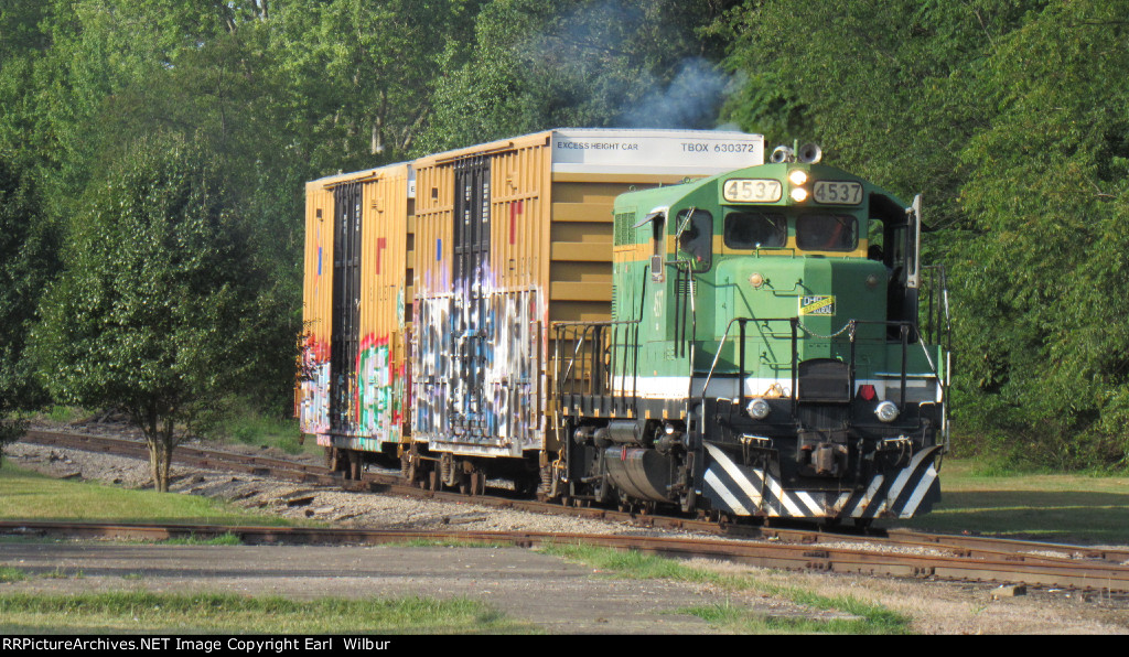 Ohio South Central Railroad (OSCR) 4537